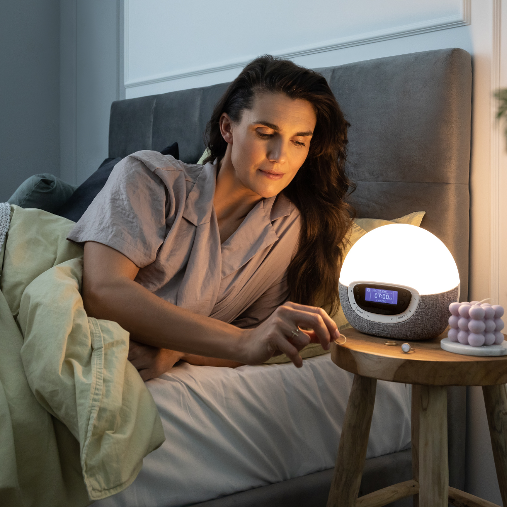 Bodyclock Shine 300 – light alarm clock with radio, white noise and 15 sounds