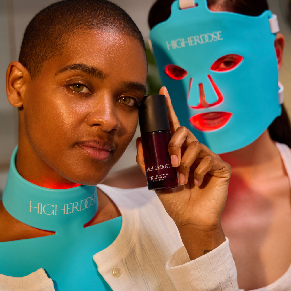 HigherDOSE Light-Activated Glow serumas su raudonos šviesos aktyvacija