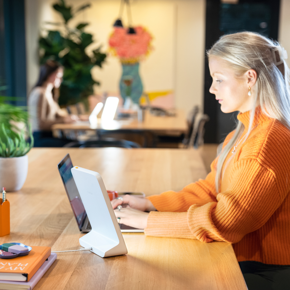 Mini - compact 10,000 lux light therapy lamp for mood, energy and sleep regulation